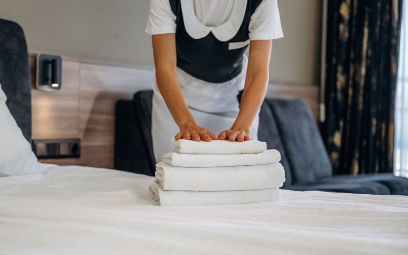 Limpieza profesional y su influencia en la calidad del servicio hotelero